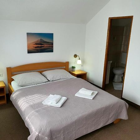 Guesthouse Kovacevic Korenica Ngoại thất bức ảnh