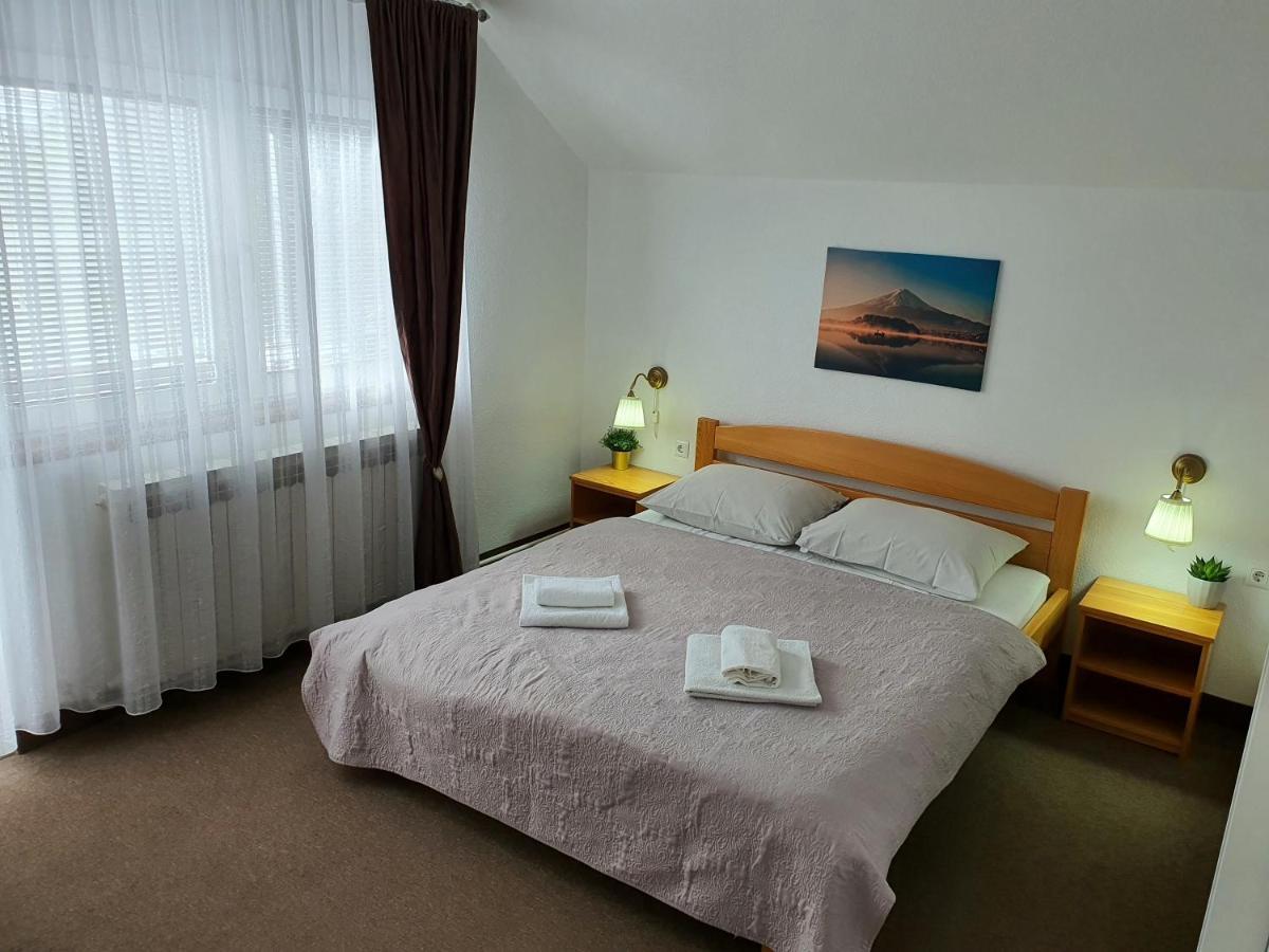 Guesthouse Kovacevic Korenica Ngoại thất bức ảnh