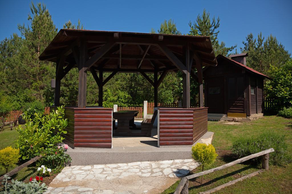 Guesthouse Kovacevic Korenica Ngoại thất bức ảnh
