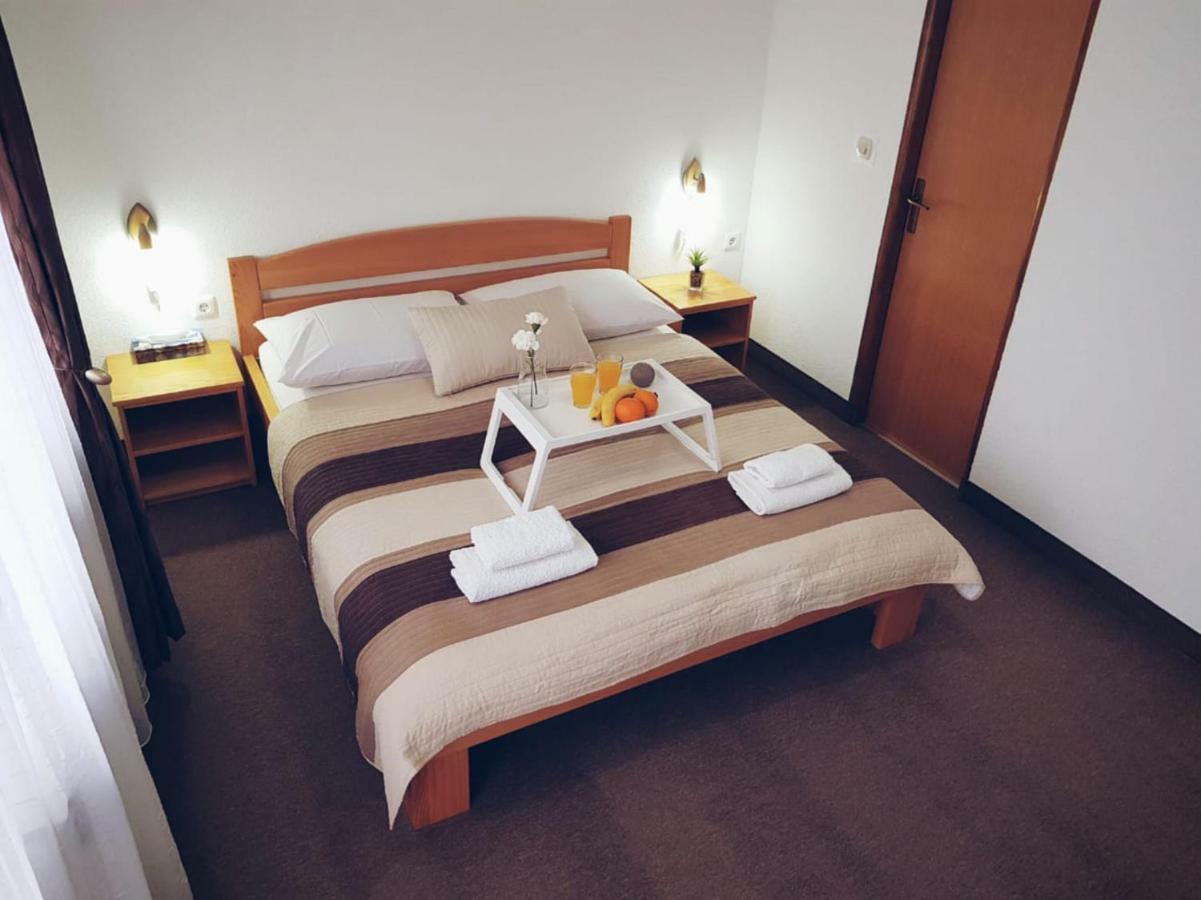 Guesthouse Kovacevic Korenica Ngoại thất bức ảnh