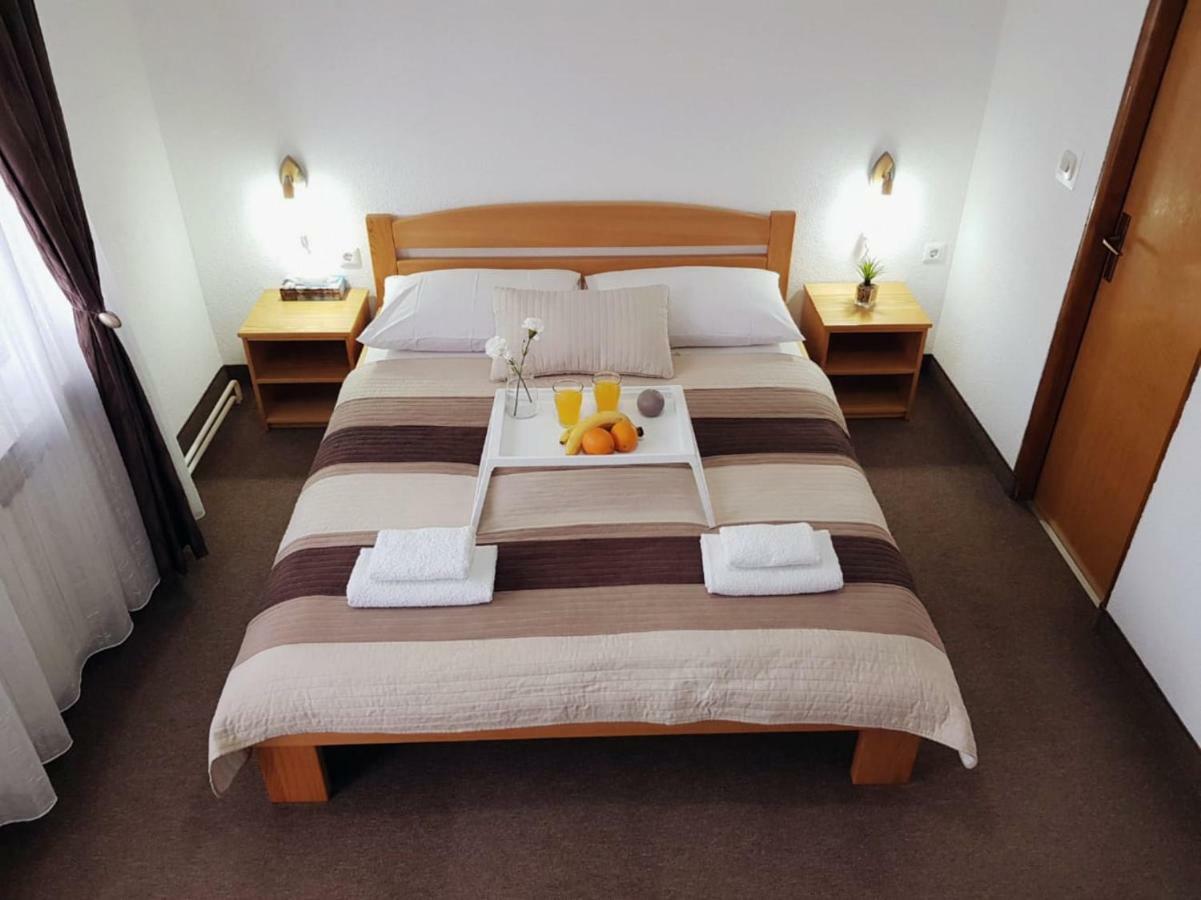 Guesthouse Kovacevic Korenica Ngoại thất bức ảnh